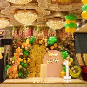 Jungle Royal Sequins Birthday Decor